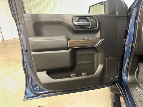 Certified 2022 Chevrolet Silverado 1500 RST image 16