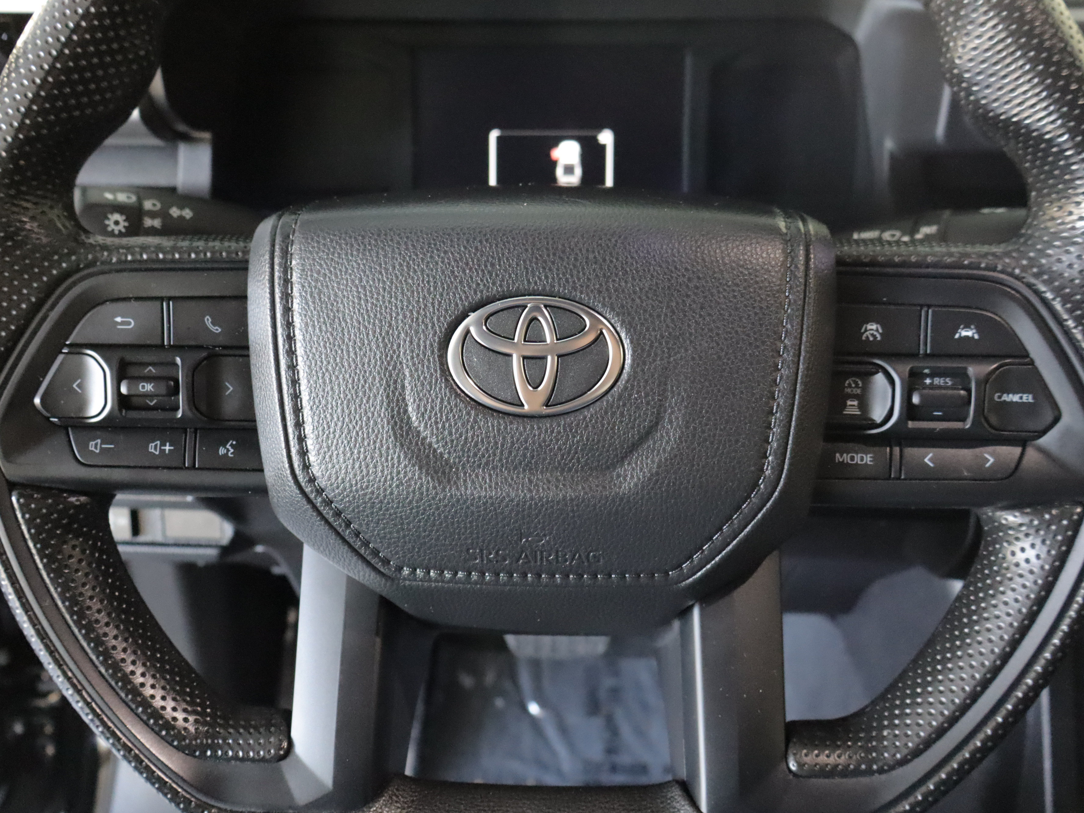 Used 2024 Toyota Tacoma SR RWD image 16