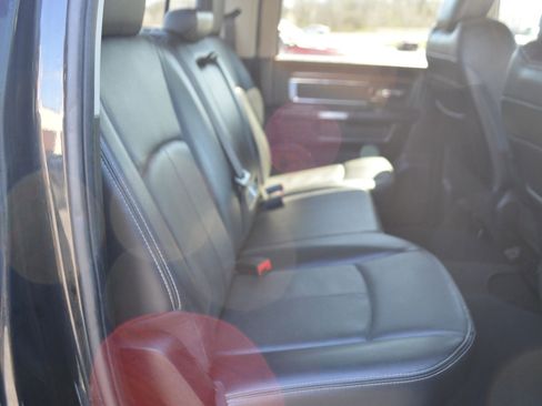Used 2018 RAM 3500 Laramie w/ Convenience Group AWD/4WD image 24