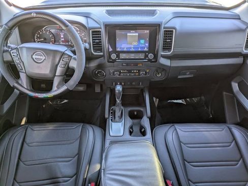 Used 2024 Nissan Frontier SV w/ SV Convenience Package image 14