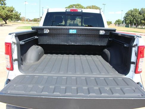 Used 2020 RAM 1500 Big Horn AWD/4WD image 13