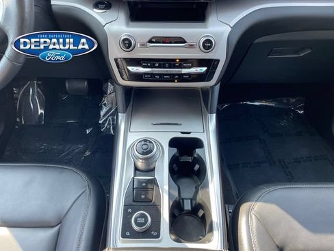 Used 2023 Ford Explorer XLT w/ Equipment Group 202A AWD/4WD image 14
