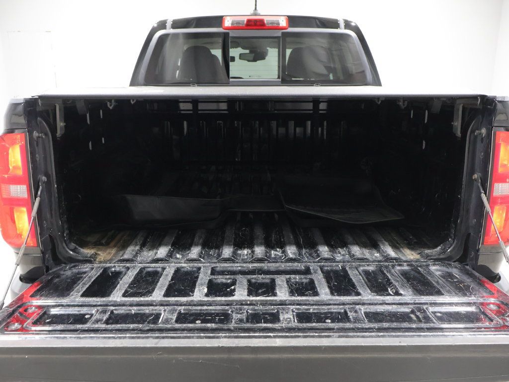 Used 2021 Chevrolet Colorado Z71 w/ Safety Package AWD/4WD image 4
