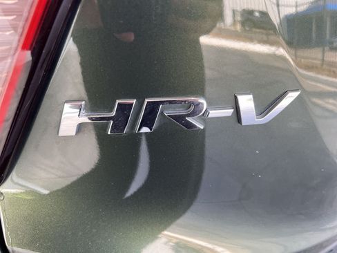 Used 2017 Honda HR-V EX image 5