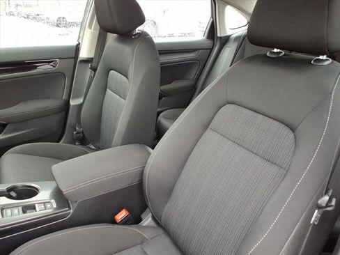 Used 2024 Honda Civic EX image 10