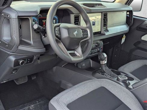 New 2026 Ford Bronco 2-Door AWD/4WD image 3