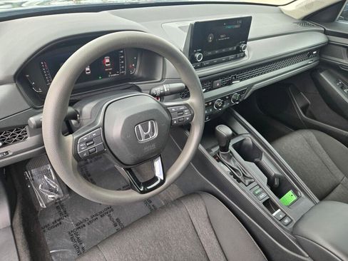 Certified 2023 Honda Accord EX image 12