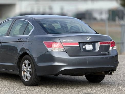 Used 2011 Honda Accord SE image 16