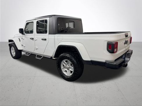 Used 2022 Jeep Gladiator Sport AWD/4WD image 4