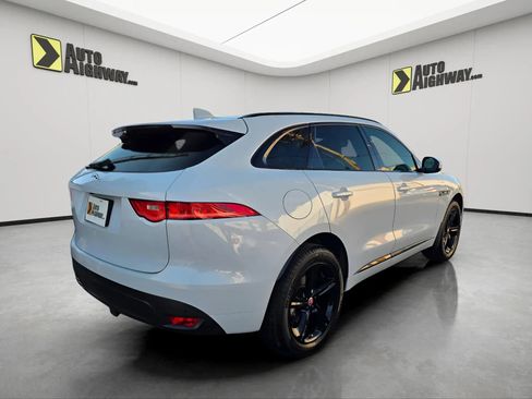 Used 2018 Jaguar F-PACE R-Sport image 3