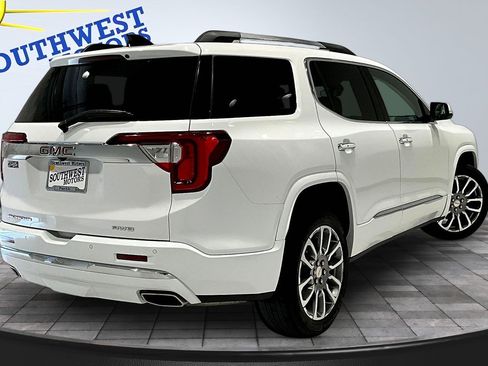 Used 2023 GMC Acadia Denali AWD/4WD image 7