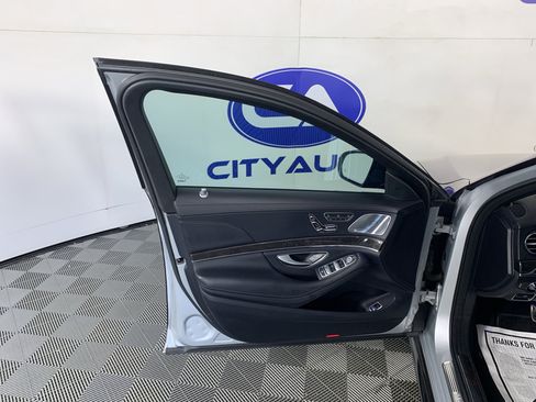 Used 2017 Mercedes-Benz S 550 Sedan image 13