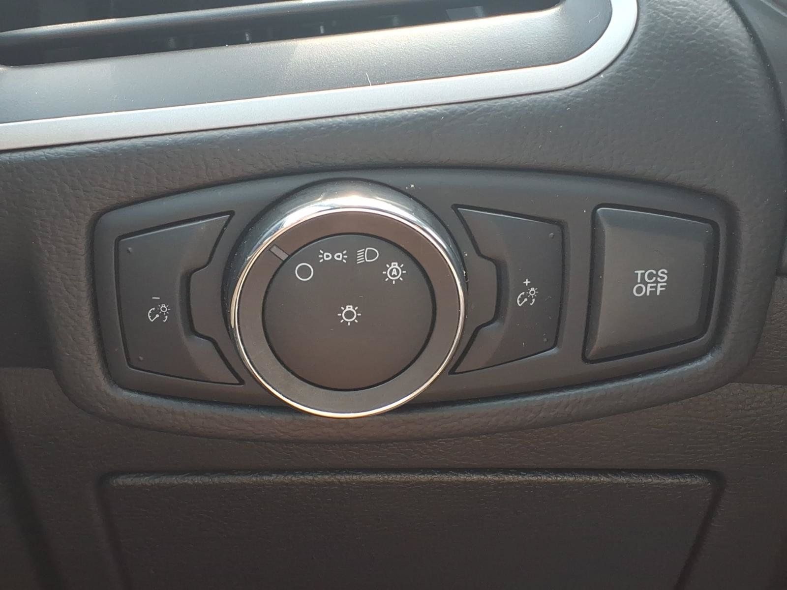 Certified 2023 Ford Edge SEL AWD/4WD image 17