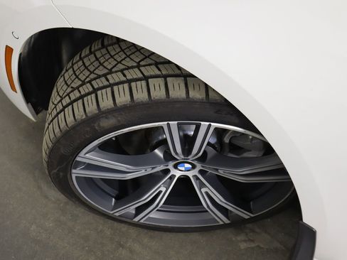 Used 2019 BMW 330i xDrive Sedan AWD/4WD image 44
