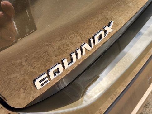 Certified 2024 Chevrolet Equinox LT FWD image 13