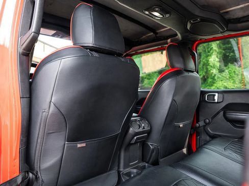 Used 2018 Jeep Wrangler Unlimited Sport AWD/4WD image 34