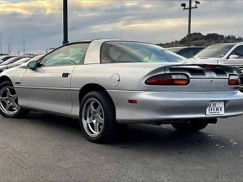 Used 1997 Chevrolet Camaro Z28 w/ Preferred Equipment Group 2 image 4