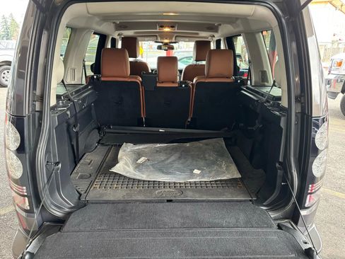 Used 2016 Land Rover LR4 HSE LUX image 22
