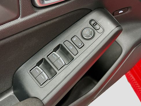 Used 2025 Honda Civic Sport image 15