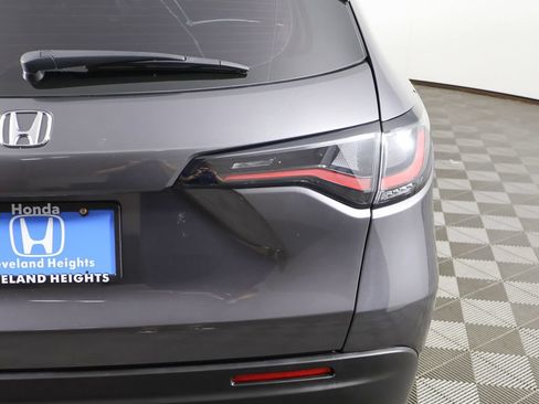 Used 2025 Honda HR-V LX image 13