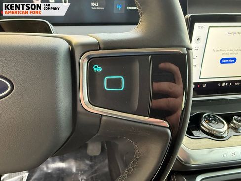 Used 2025 Ford Expedition Max Platinum w/ Driver's Package image 19