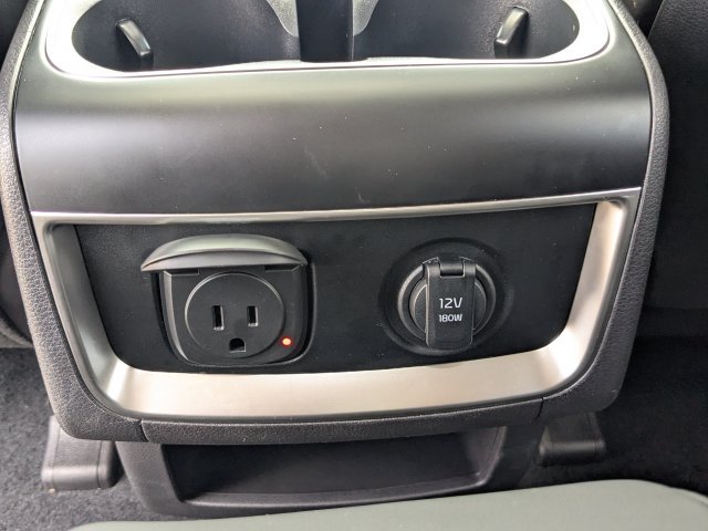 Certified 2026 Kia Carnival SX w/ SX Dark Edition Package FWD image 14