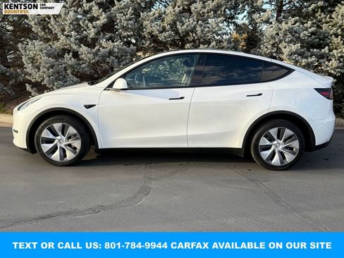 Used 2023 Tesla Model Y Long Range image 4