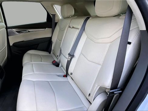 Used 2020 Cadillac XT5 Premium Luxury FWD image 21