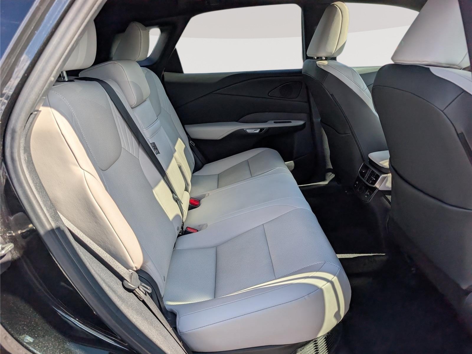 Used 2025 Lexus RX 350h w/ Accessory Package AWD/4WD image 12