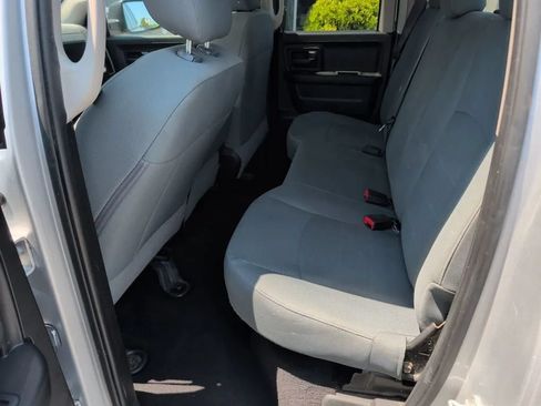 Used 2019 RAM 1500 Express w/ Express Value Package AWD/4WD image 21