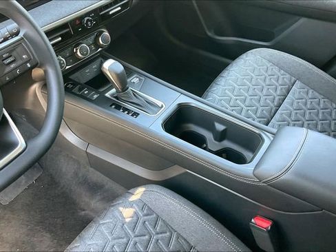 New 2025 Nissan Kicks SV w/ SV Premium Package image 6