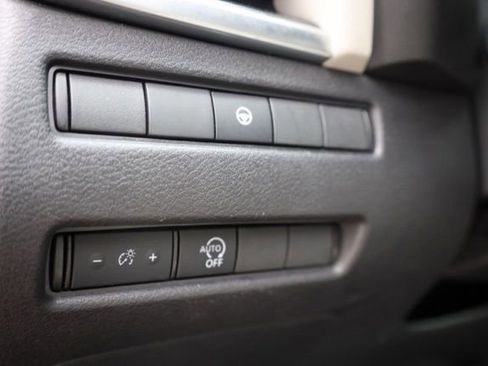 Used 2023 Nissan Rogue SL w/ SL Premium Package image 16