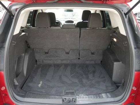 Used 2018 Ford Escape SE image 9