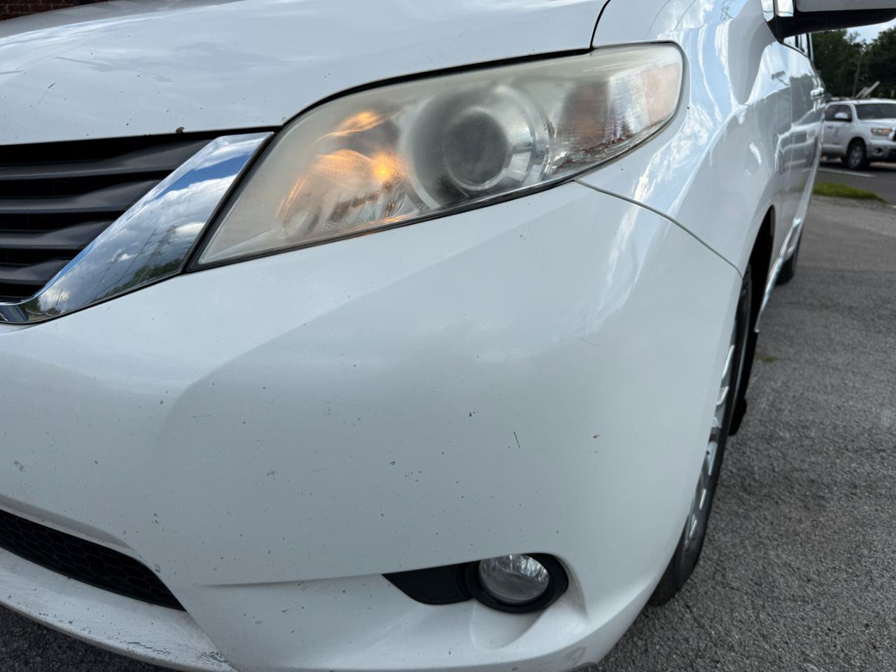 Used 2013 Toyota Sienna XLE w/ Entertainment Pkg FWD image 7