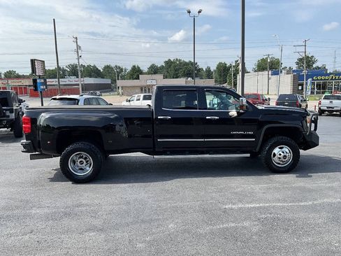 Used 2015 GMC Sierra 3500 Denali w/ Duramax Plus Package AWD/4WD image 7