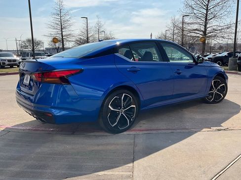 Used 2025 Nissan Altima 2.5 SR image 6