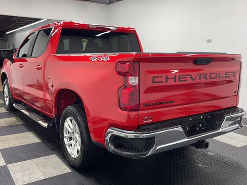 Used 2022 Chevrolet Silverado 1500 LT w/ LPO, Dark Essentials Package AWD/4WD image 15