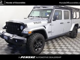 Used 2023 Jeep Gladiator Sport AWD/4WD video 1
