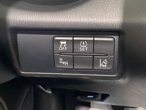 Used 2016 MAZDA MX-5 Miata Grand Touring RWD image 16