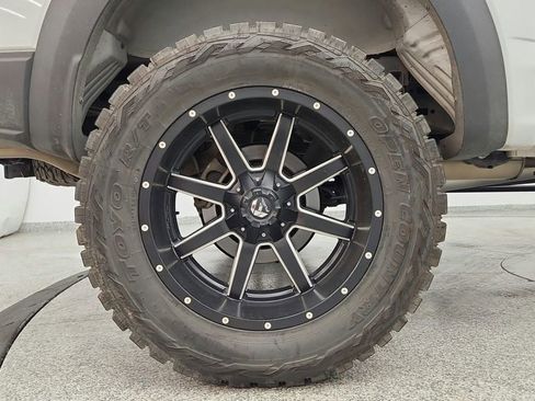 Used 2018 Ford F150 Raptor w/ Equipment Group 802A Luxury image 13