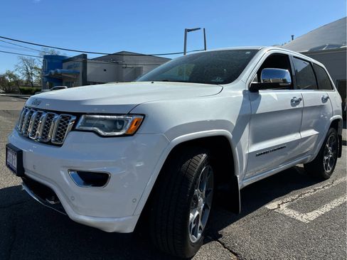 Used 2019 Jeep Grand Cherokee Overland image 5