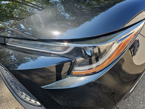 Used 2021 Toyota Corolla LE FWD image 10