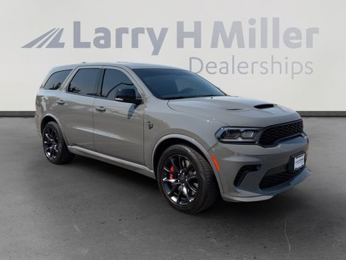 Used 2025 Dodge Durango SRT Hellcat w/ Black Package AWD/4WD image 8