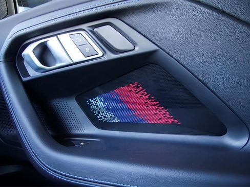 Used 2023 BMW M2 w/ Lighting Package image 40