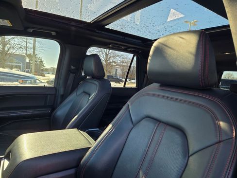 Used 2022 Ford Expedition Max Limited image 24