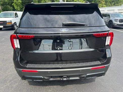 Used 2025 Ford Explorer ST-Line RWD image 28