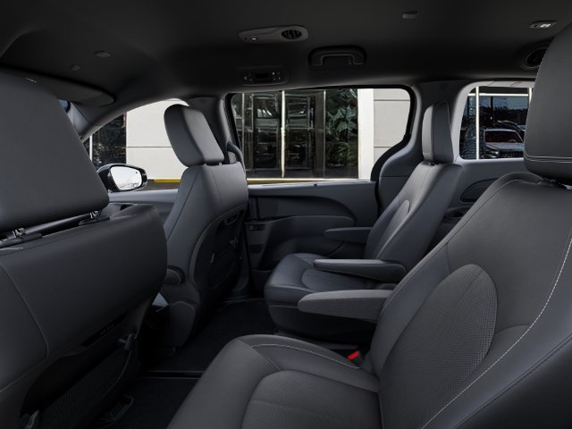 New 2026 Chrysler Pacifica Select w/ S Appearance Package FWD image 23