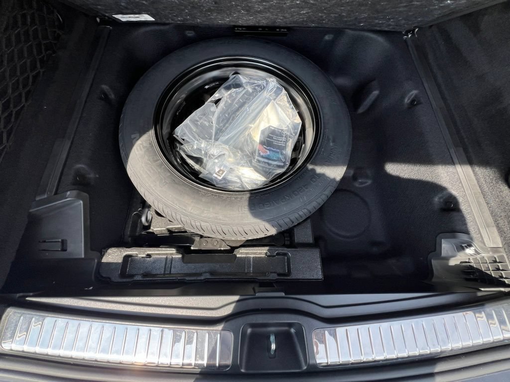 Certified 2024 Mercedes-Benz GLE 450 4MATIC image 37