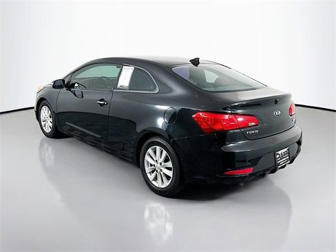 Used 2016 Kia Forte Koup EX image 5