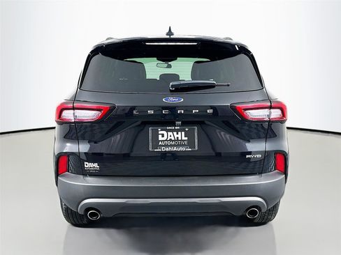 Used 2025 Ford Escape ST-Line image 6